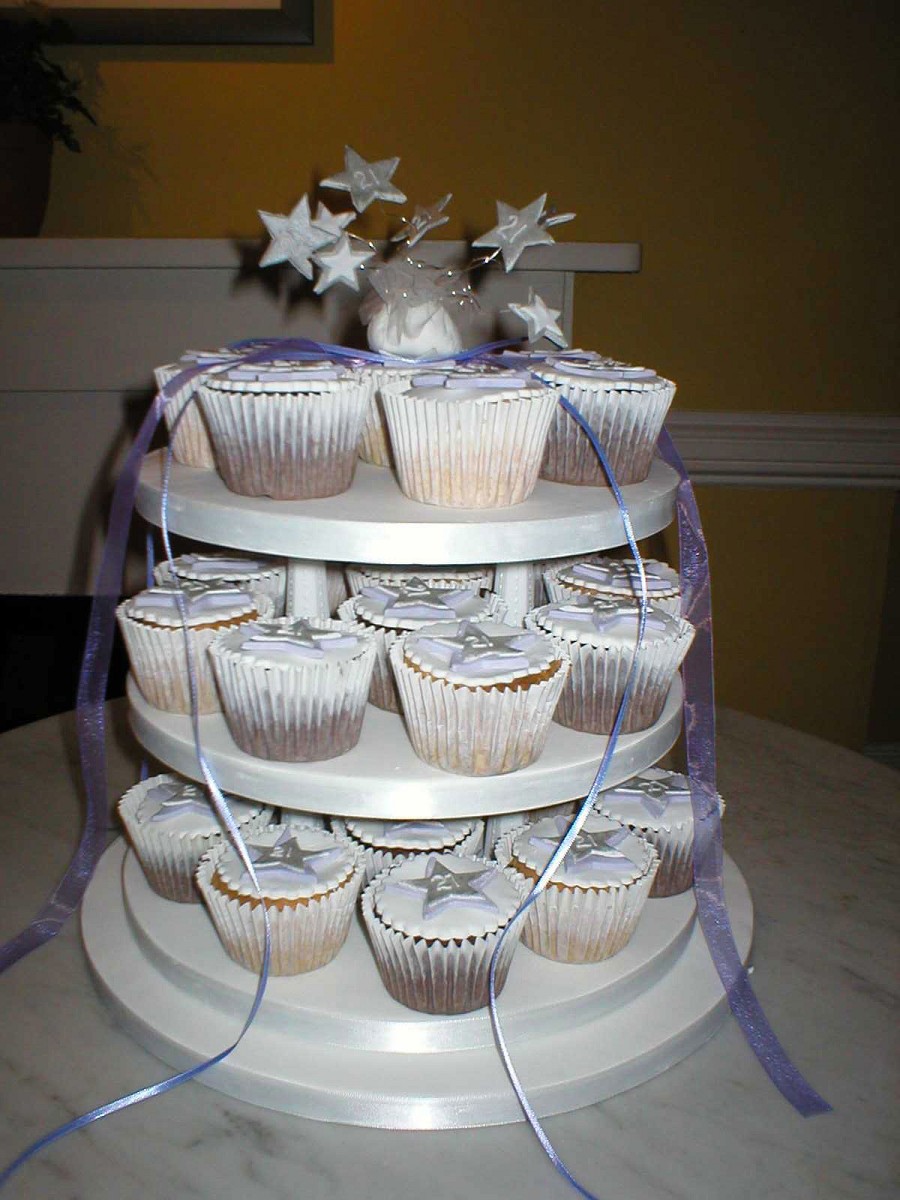  Different 21 st birthday cakes designs 2014